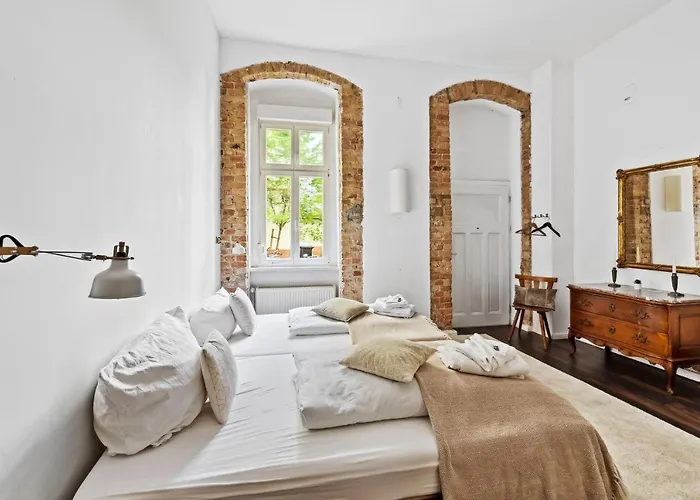 Arbio I Rustic Loft In Reuterkiez Apartment *