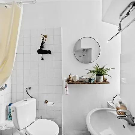 Apartment Arbio I Rustic Loft In Reuterkiez *